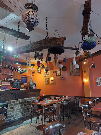 Photo of Blue & Orange - 85 High St, Thornton Heath CR7 8RY